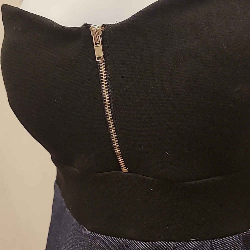 STRAPLESS MINI DRESS! - Picture 3 of 8